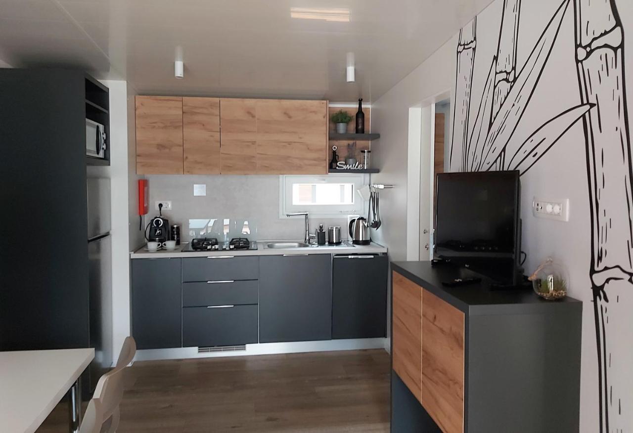 Mobile Home Sole Biograd Na Moru Exterior foto