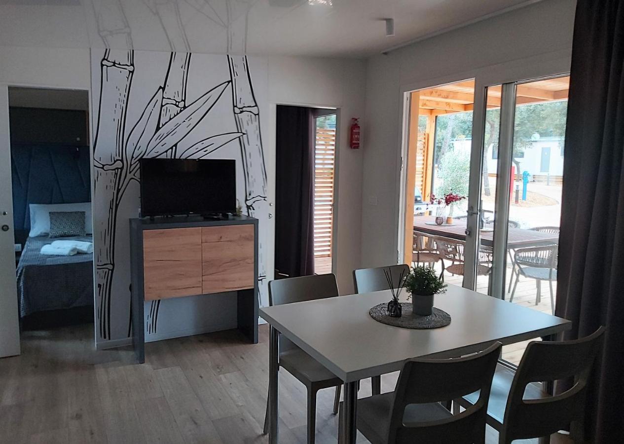 Mobile Home Sole Biograd Na Moru Exterior foto